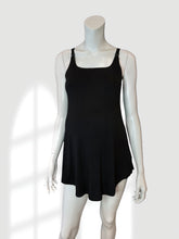 Load image into Gallery viewer, RULES Black Leakproof Bamboo Vest - Front view with pregnancy bump
